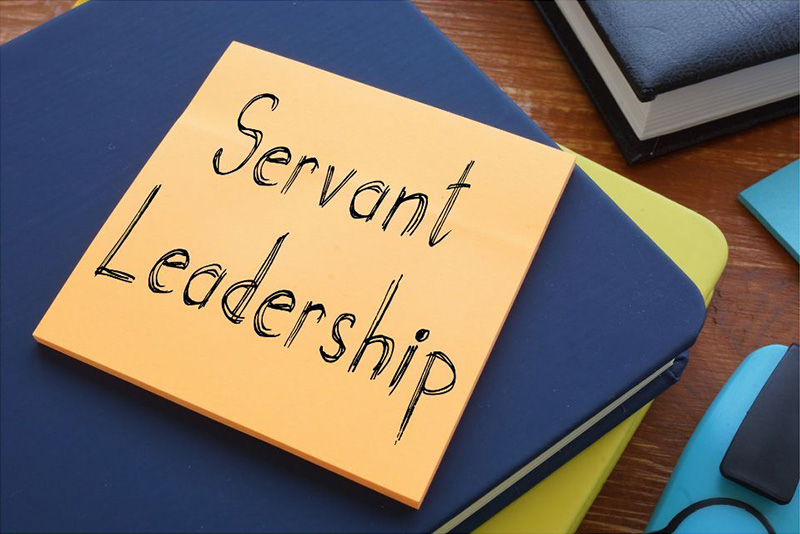 servant-leadership-sticky-note