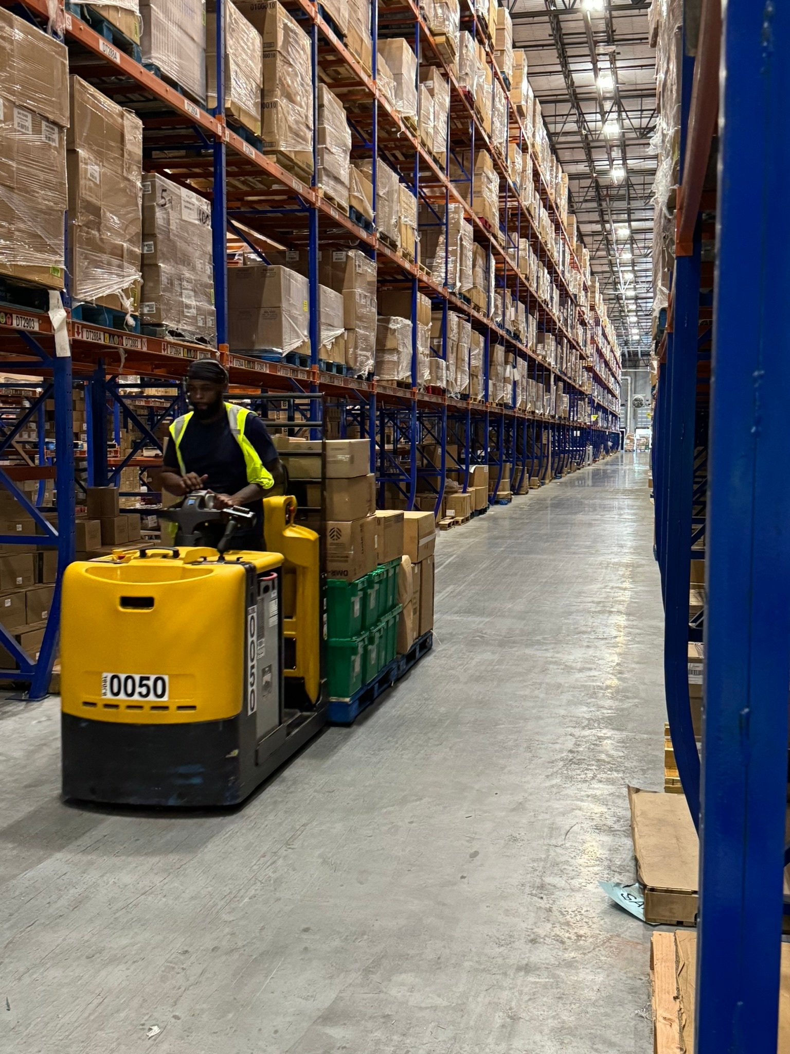 Looking for a company to take over your warehouse? Discover TOIP, 3PL options & managed services to improve operations & cut costs.